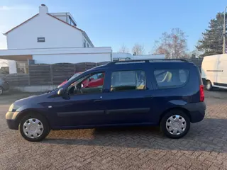 Dacia Logan MCV 1.6.64kw/87pk,Lauréate,Airco: 2149,-