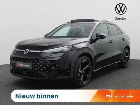 Volkswagen T-Roc 1.5 eTsi R-Line First Edition 150PK DSG Pano-Schuifdak, Trekhaak, Black Style, 20" 