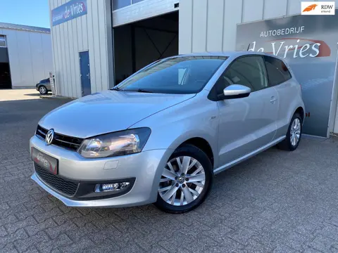 Volkswagen Polo 1.2-12V BlueMotion Comfortline / Clima / Cruise / PDC / Stoelverw. / Privacy Glass /