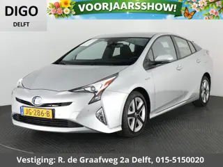 Toyota Prius 1.8 Dynamic | Parkeersensoren | Navigatie | Afneembare trekhaak |