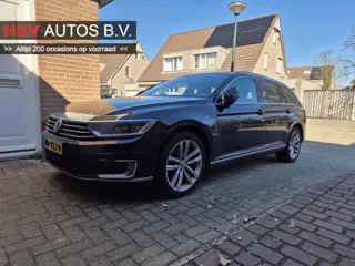 Volkswagen Passat Variant 1.4 TSI GTE Highline navi camera org NL