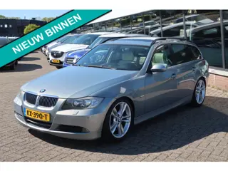 BMW 3-serie Touring 325i Dynamic Executive. PDC_Pano_Xenon_18inch_GrootNavi.