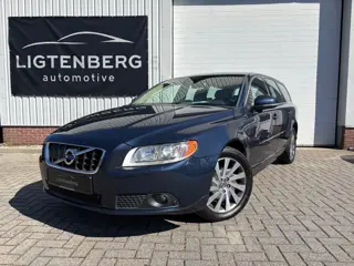 Volvo V70 1.6 T4 LIMITED EDITION|LEER|KANTELDAK|NWE DISTRIB.