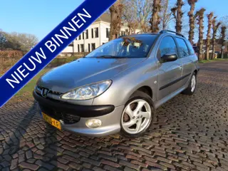 Peugeot 206 SW 1.6-16V XS Ecc Stuurbekrachtiging Lm Velgen Trekhaak | Apk t/m 2-2-2027 |
