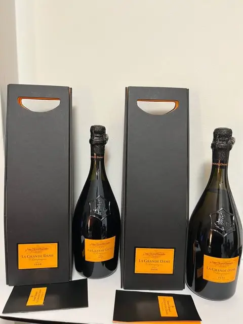 1998 Veuve Clicquot Ponsardin, La Grande Dame - Champagne