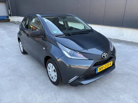 Toyota Aygo 1.0 VVT-I X-NOW