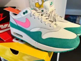 Nike - Sneakers - Maat: Schoenen / EU 44