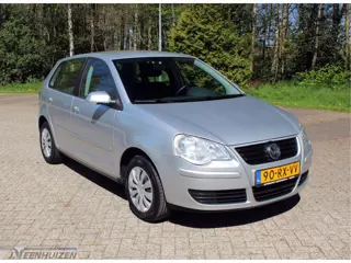 Volkswagen Polo 1.4-16V FSI Comfortline 5 drs AIRCO Nieuwe APK Direct klaar