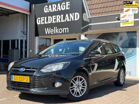 Ford Focus Wagon Titanium | Trekhaak | Navi | Camera | Xenon | Full-Led | Iso | Full-option's!