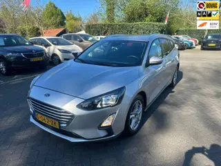 Ford Focus Wagon 1.0 EcoBoost Trend Edition Business navigatie , pdc voor en achter