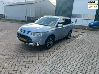 Mitsubishi Outlander 2.0 PHEV Executive Edition X-Line Airco Navi Cruise