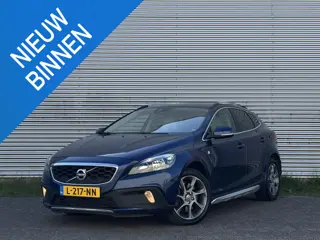 Volvo V40 Cross Country 2.0 D2 Ocean Race / Leder / Trekhaak / Camera / Direct rijklaar! / 2015