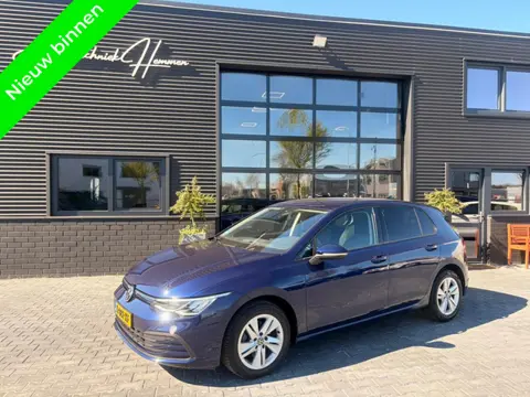 Volkswagen Golf 1.0 TSI Life LED! NAVI! DEALER ONDERHOUDEN!