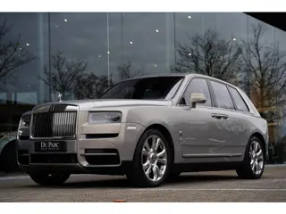 Rolls-Royce Cullinan 6.75 V12 / Bespoke Audio / Starlight / Twin-Coachline