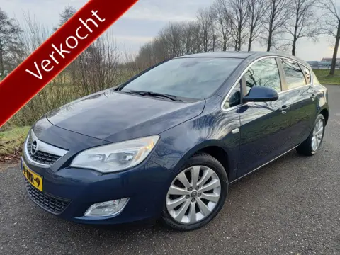 Opel Astra 1.4 Turbo Cosmo Clima/Cruise/Navi/Stoelverwarming