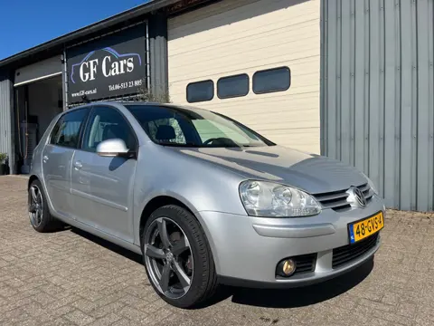 Volkswagen Golf 1.6 FSI Trendline 5D 2008 APK AIRCO