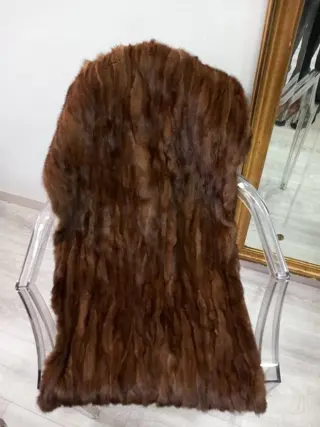 Artisan Furrier - Nerts Decoratief object