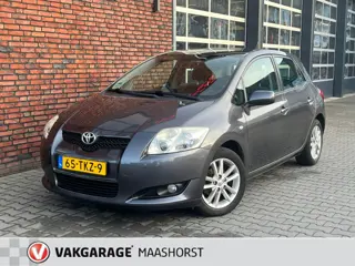 Toyota Auris 1.4-16V Sol ParkeerSensoren/Airco/Trekhaak