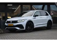 Volkswagen Tiguan 1.5 TSI R-Line | BLACK STYLE | PANORAMADAK | NAP | CAMERA | IQ LIGHT