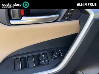 Toyota RAV4 2.5 Hybrid AWD Executive | Trekhaak | Treeplanken | Bearlock | Beige geventileerd leder 