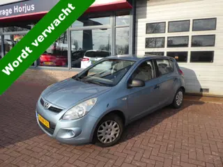 Hyundai i20 1.2i Business Edition AIRCO, CPV+AFST.BED, EL RMN, RADIO-CD!!