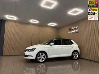 Skoda Fabia 1.2 TSI First Edition Style * Dealer onderhouden / Panoramadak / LM Velgen / NL Auto *