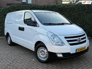 Hyundai H 300 2.5 CRDi | Airco | 3 Zits | Trekhaak
