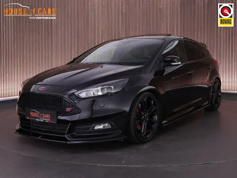 Ford Focus ST-3 2.0 250pk PERFORMANCE PACK |Milltek|Maxton|KW suspensions|schuif/kantel|sony|Apple C