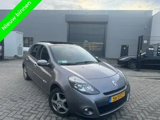 Renault Clio 1.5 dCi Night & Day Panorama/Navigatie/leer 2011