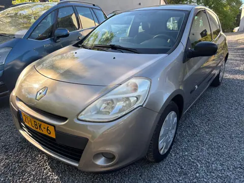Renault Clio 1.2 TCe Special Line NIEUWSTAAT