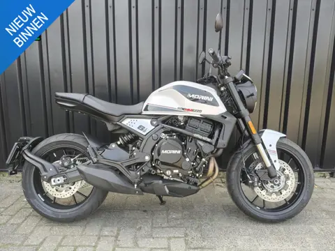 Moto Morini SEIEMMEZZO 650 STR