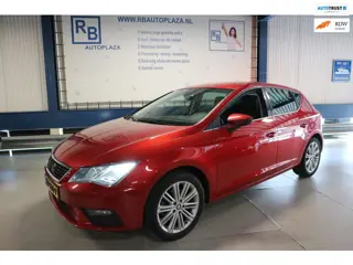 Seat Leon 1.4 EcoTSI Xcellence Business Intense 12 MAANDEN GARANTIE/ AUTOMAAT/ TREKHAAK