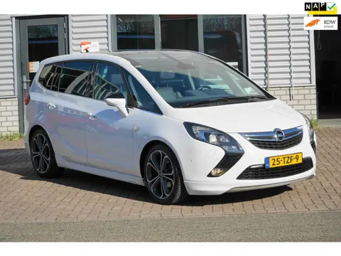 Opel Zafira Tourer 1.4 Cosmo 7p. PANO LEDER CAMERA