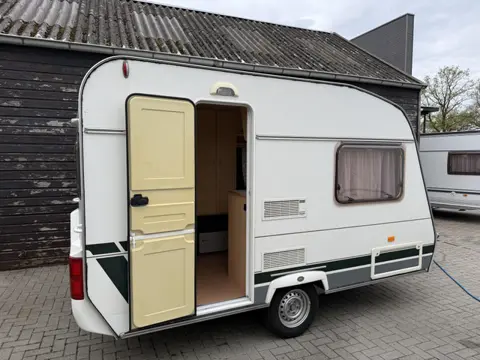 Chateau Caratt 350 HK GROOTBED VOORTENT TOP