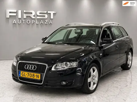 Audi A4 AVANT 1.6 AIRCO/CRUISE/TREKHAAK | KEURIGE AUTO !