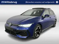 Volkswagen Golf 1.5 eTSI R-Line / AUTOMAAT/ GARANTIE 03-2030/ PANO/ HARMAN KARDON/ PARK.SENSOR.V+A/ 