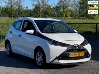 Toyota Aygo 1.0 VVT-i x-now+AIRCO+CRUISE+DEALERONDERHOUDEN+NAP