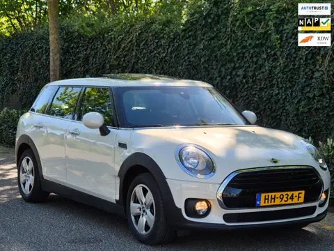 Mini Clubman Panorama Apple CarPlay Automaat Keyless NL NAP B38 1.5 Cooper