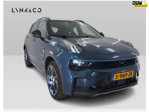 Lynk & Co 01 1.5 261pk PHEV 7DCTH | Orig.NL | Zwarte hemel | PanoramaDak | 360 graden Camera | Carpl