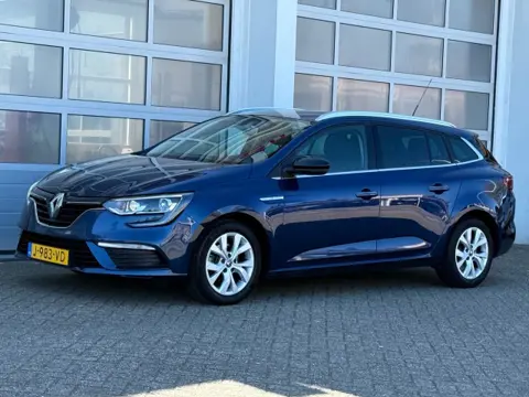 RENAULT MEGANE 1.3 TCE 140PK Limited Aut. Navi Cruise Pdc Trekhaak