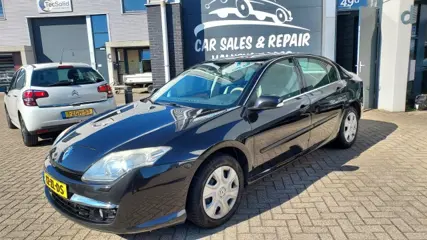 RENAULT LAGUNA 2.0i 16V AUTOMAAT / Leder / LM Velgen met zomerbanden