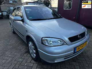 Opel Astra 1.6 Comfort,airco,nap,Parkeer sensor,trekhaak