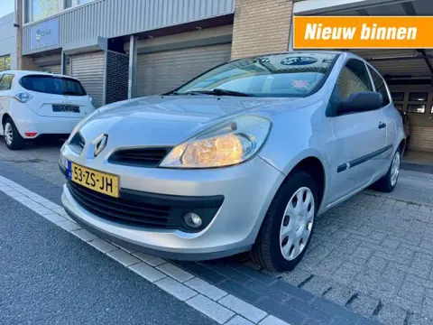 RENAULT CLIO 1.2-16V Special Line AIRCO RIJDT GOED NAP APK 3-2027
