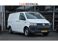Volkswagen Transporter 2.0 TDI L2H1 Highline Carplay Trekhaak Cruise Navi