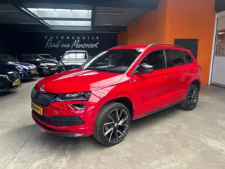 SKODA KAROQ 1.5 TSI SPORTLINE / Trekhaak / 19inch / Camera