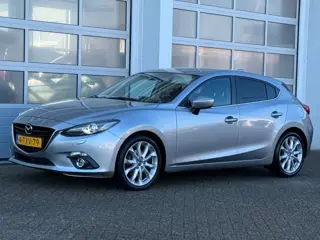 MAZDA 3 2.0 GT-M 120PK Navi Head-up Trekhaak Leer