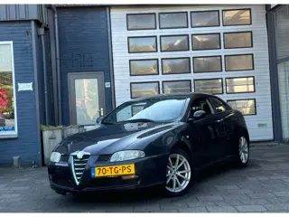 Alfa Romeo GT 1.8 T.Spark Collezione | Clima | Cruise | Navi
