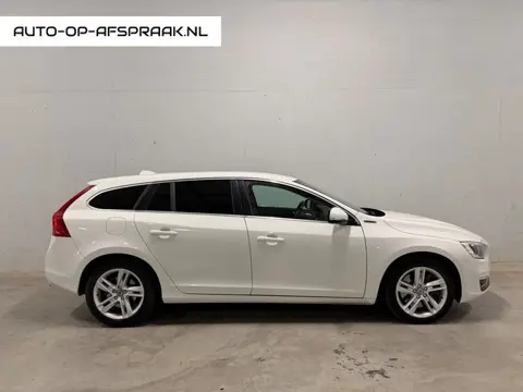 Volvo V60 2.4 D6 AWD Plug-In Hybrid Summum Leer Memory Stoelverw Navi