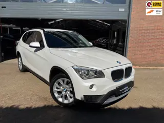 BMW X1 SDrive18i|CRUISE/PDC/LED/CARPLAY-ANDROID/KM 145750
