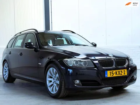 BMW 3-serie Touring 325i Business Line|Org NL|Trekhaak